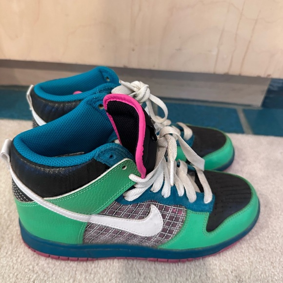 Nike Women’s Dunk High 6.0 'Neon Green Pink' Multicolor High-Top Sneakers 7.5 - Picture 3 of 6